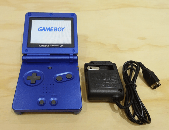Gameboy Advance SP Backlit Console SP-101