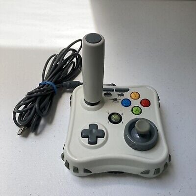 Xbox 360 Madcatz Arcade Game Stick (Retro Fam)