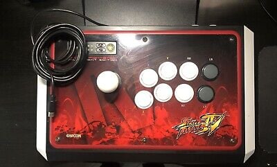 Xbox 360 Madcatz Street Fighter IV Arcade Fightstick Tournament Edition (Retro Fam)