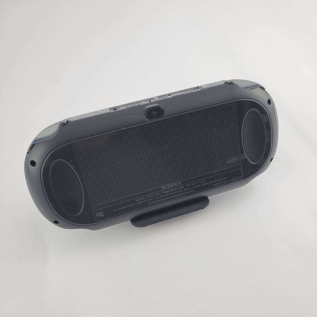 PS Vita Console Bundle: Assassin's Creed Liberation & God of War | Retrolio Games