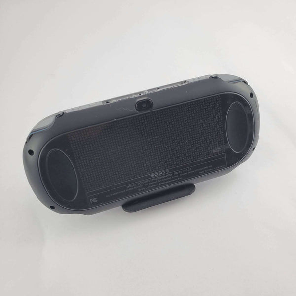 PS Vita Console Bundle: Assassin's Creed Liberation & God of War - Image 3