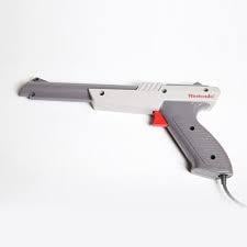 Pistolet à lumière grise Nintendo NES (Retro Fam) - Image 2