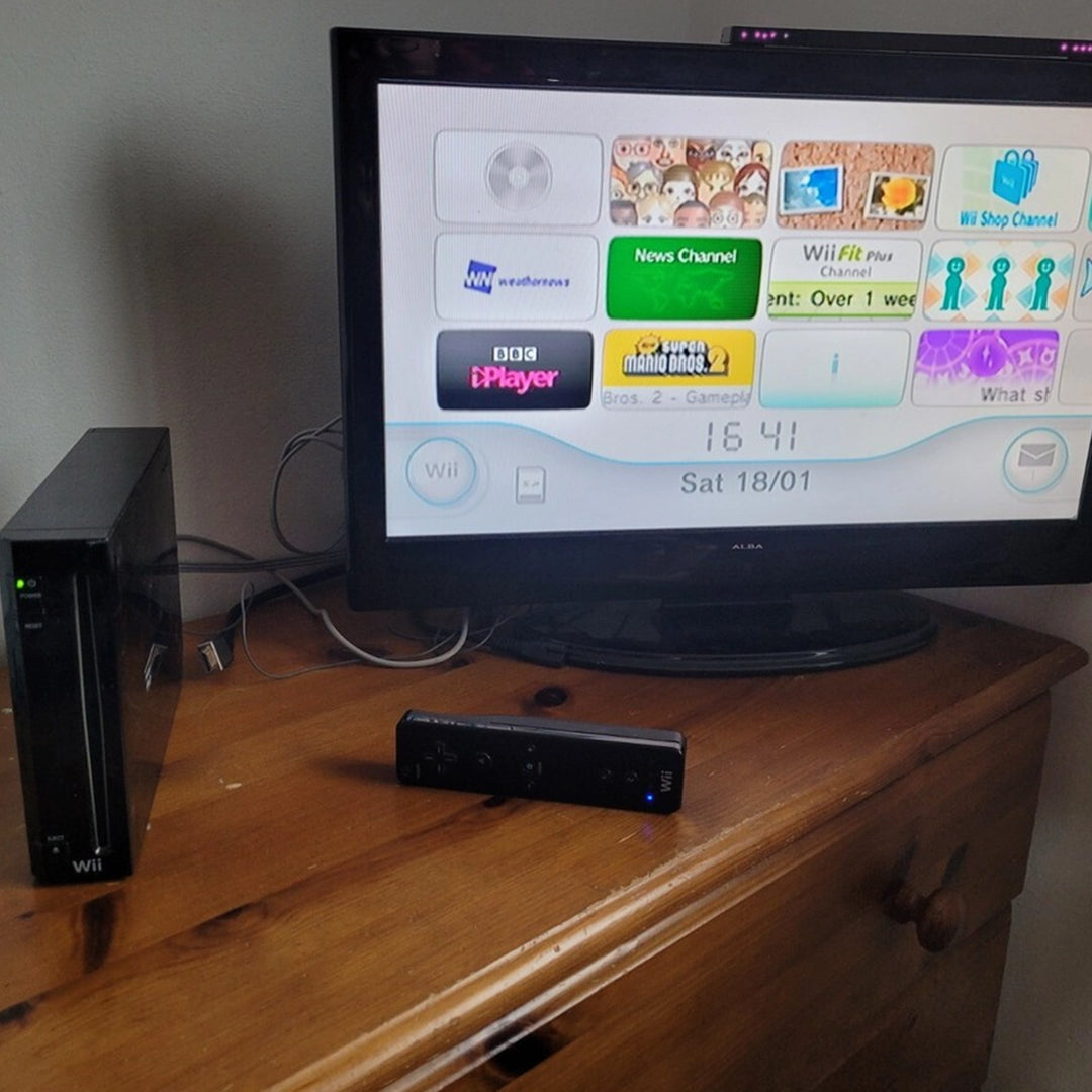 Wii Console: New Super Mario Bros.