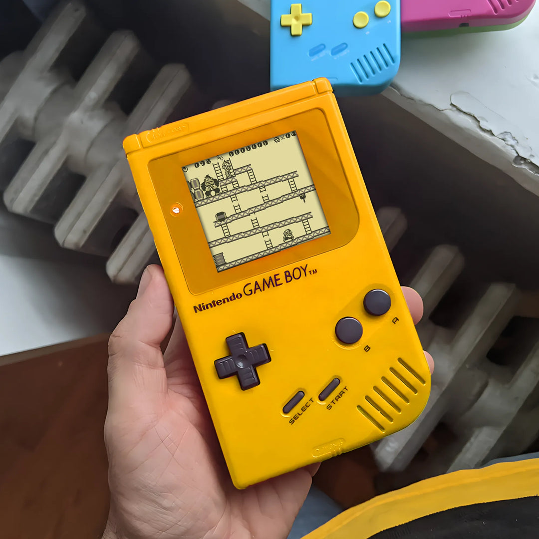 Original Nintendo Gameboy Console