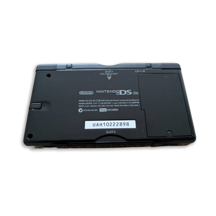 Nintendo DS Lite Console: Pokémon Bundle 2