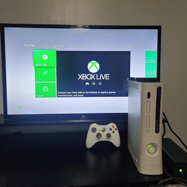Microsoft Xbox 360 Elite Console White Setup