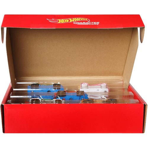 Hot Wheels: Character Cars (Retro Fam)