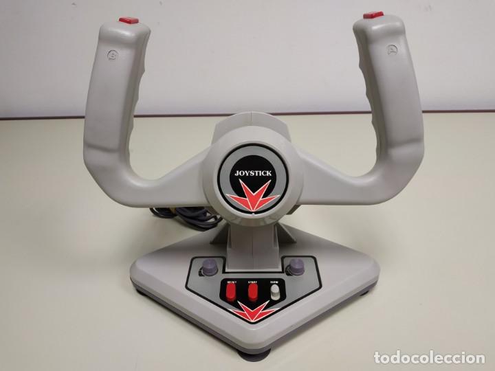 Joystick de vuelo Zoomer de Nintendo NES (Retro Fam)