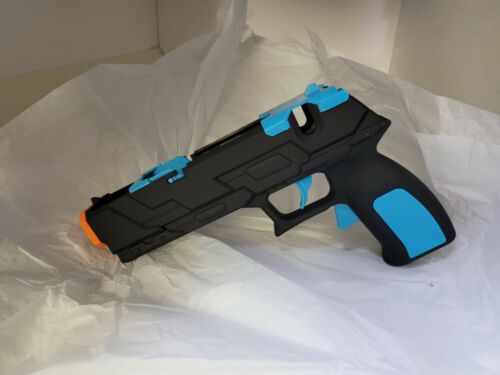 Nintendo Wii DreamGear Dual Trigger Light Blaster Gun (Retro Fam)