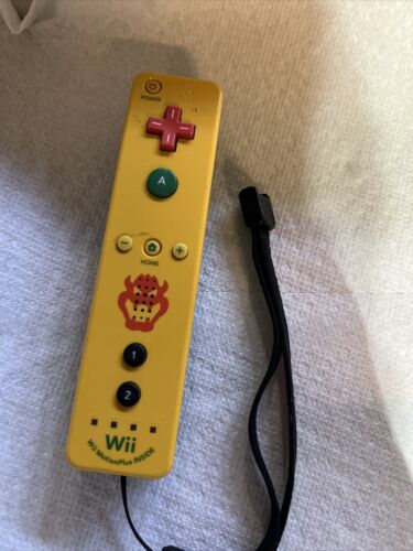 Manette Nintendo Wii Motion Plus - Édition Bowser (Retro Fam)