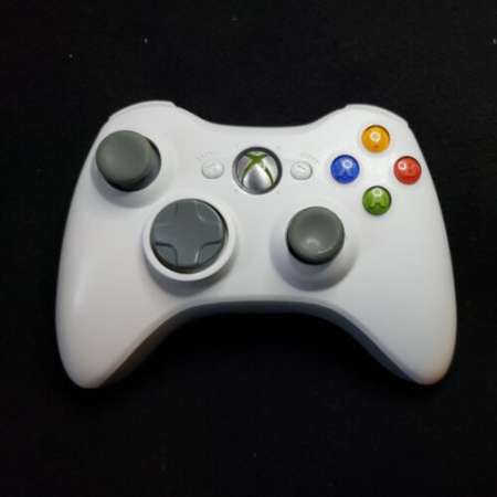 2 Original Microsoft XBOX 360 Wireless Controller