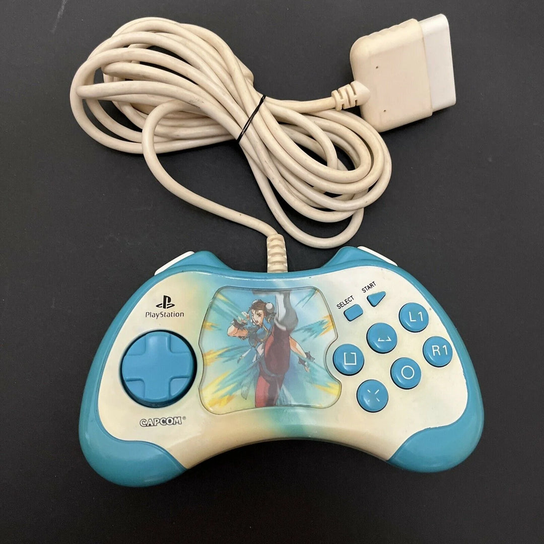 Mando de segunda mano de Capcom Chun Li para PlayStation 2 (PS2 Street Fighter 15.º aniversario) (Retro Fam)