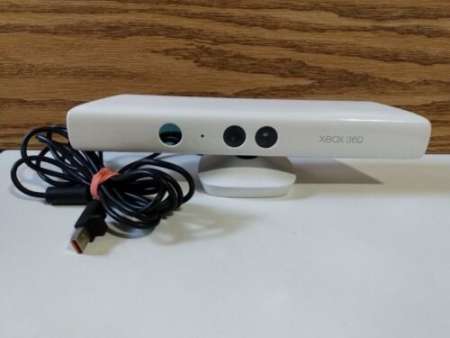 XBOX 360 Kinect Motion Sensor (White) (Retro Fam)