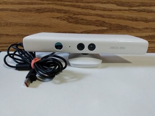 XBOX 360 Kinect Motion Sensor (White) (Retro Fam)