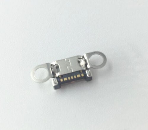 PS5 USB Charging Socket 3rd Party (Retro Fam)